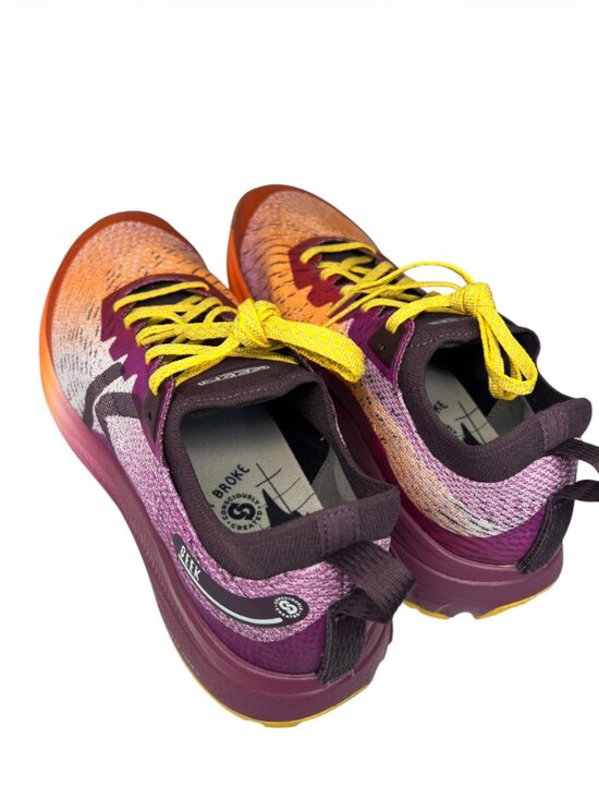 KEEN Seek Trail Running Shoes Men’s 11 - Sunset Purple/Orange Rocker Sole main image 4